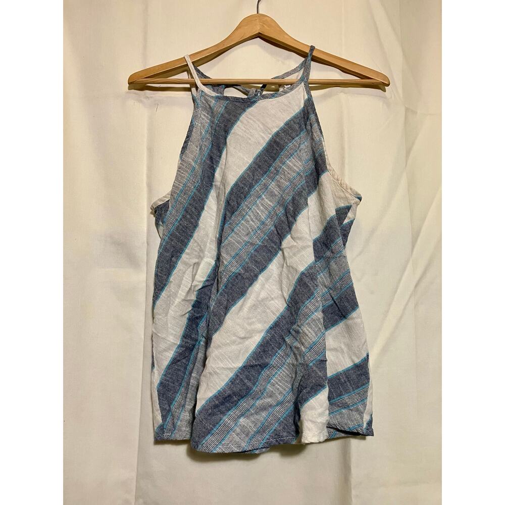 Maurice’s Tank Top Women’s Size Medium.